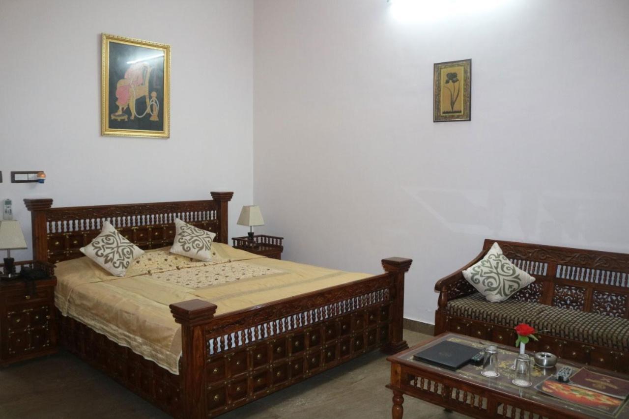 Hotel Shakti Palace Chūru Eksteriør billede
